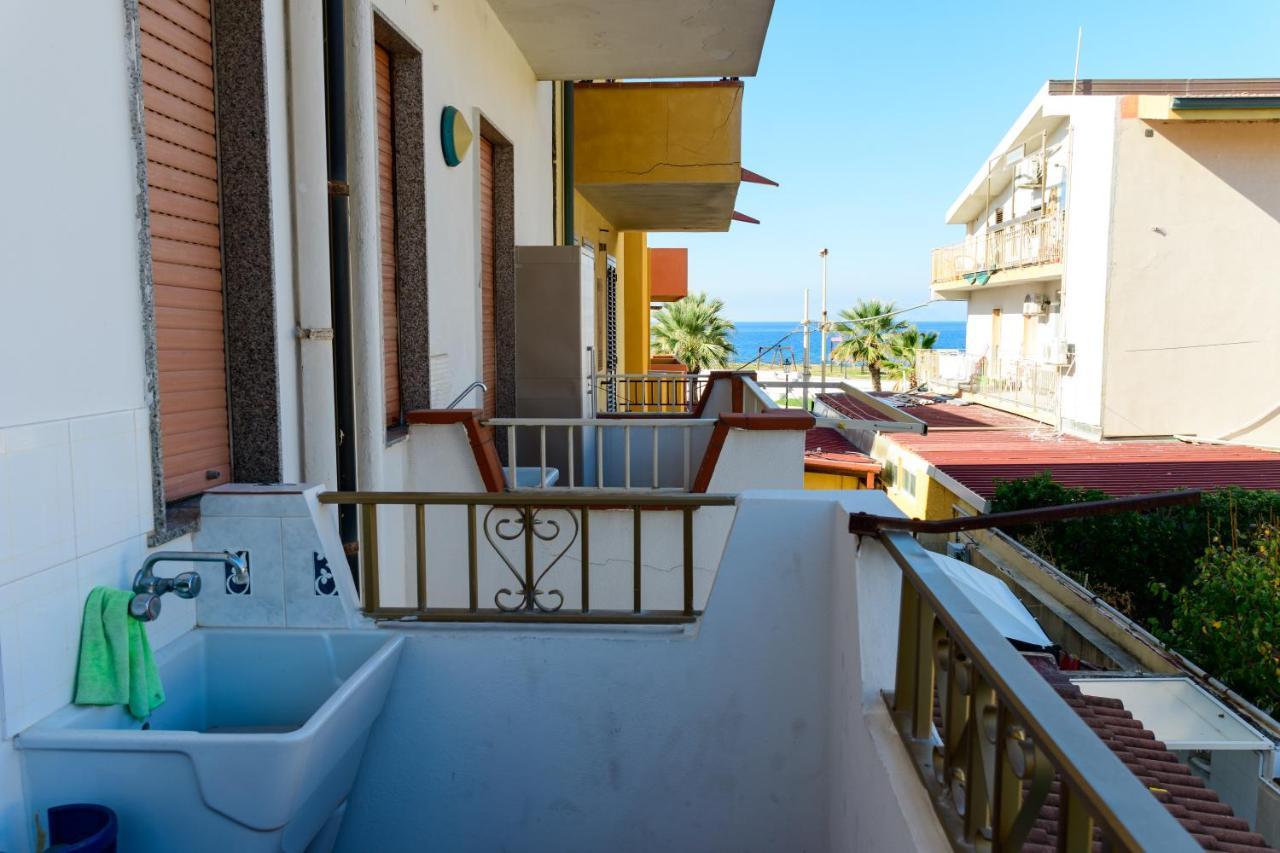 Casa Vacanze Sicilia Barcellona Pozzo di Gotto Exterior foto